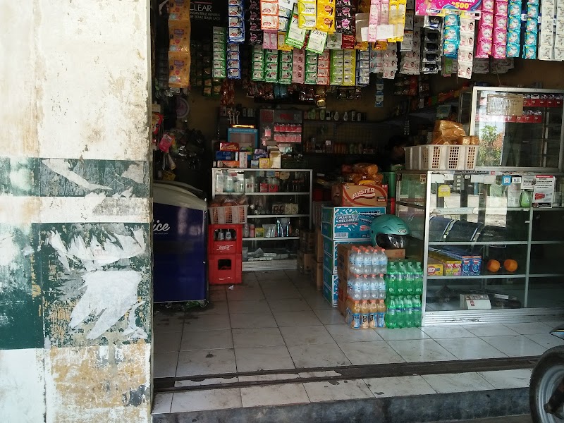 Belanja Nyaman di Jalan Kalimantan: Rahasia Toko Langgeng Jaya Cilacap